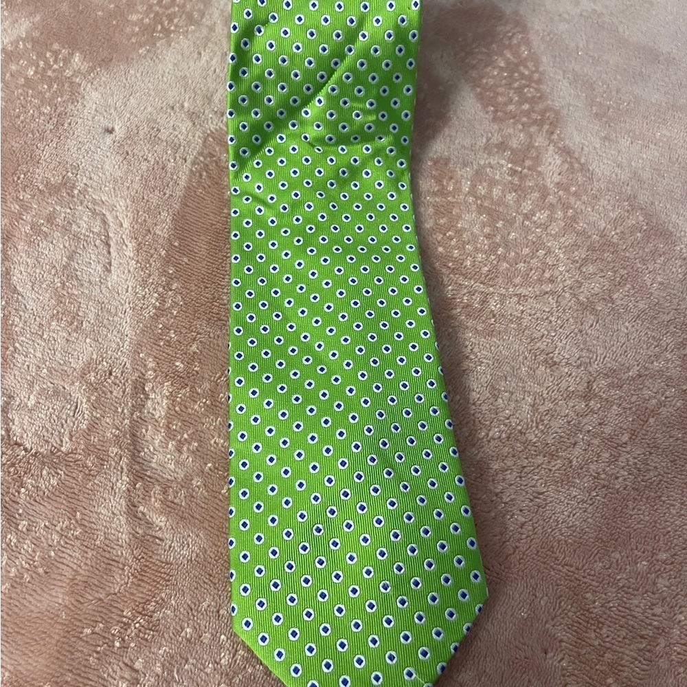 Chaps Green and White Polka Dot Tie